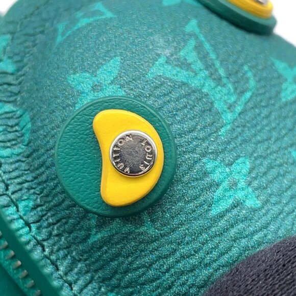 LOUIS VUITTON Frog Bag Charm Monogram Borneo Green - Picture 4 of 10